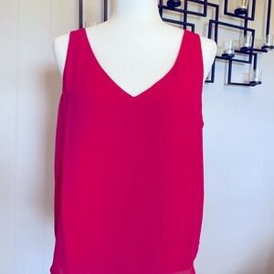 Women’s V-Neck Sleeveless Tank Top - Fuchsia Pink